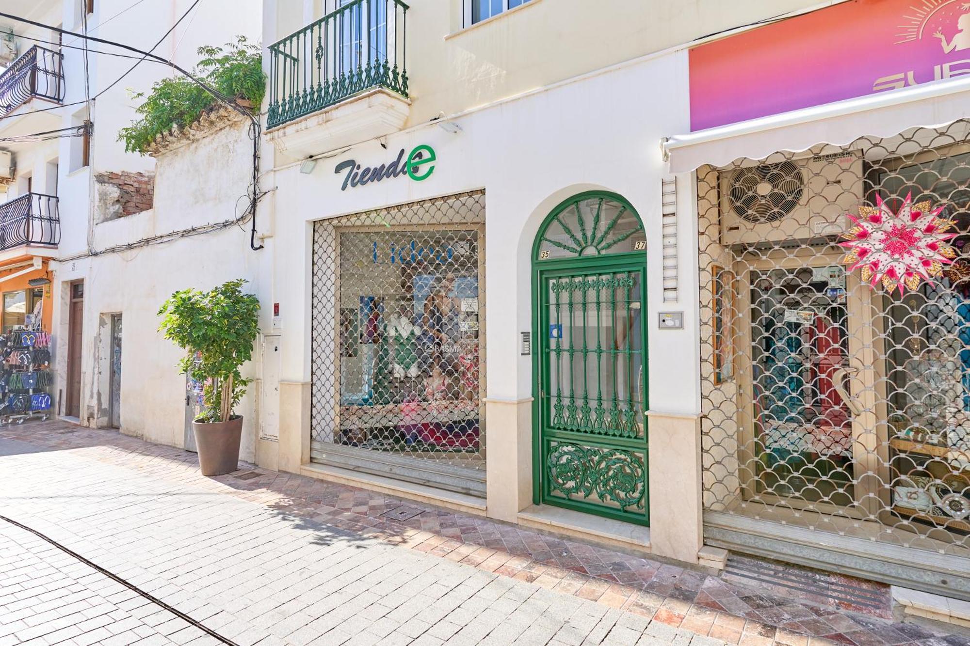 B Y G Apartamento Nerja