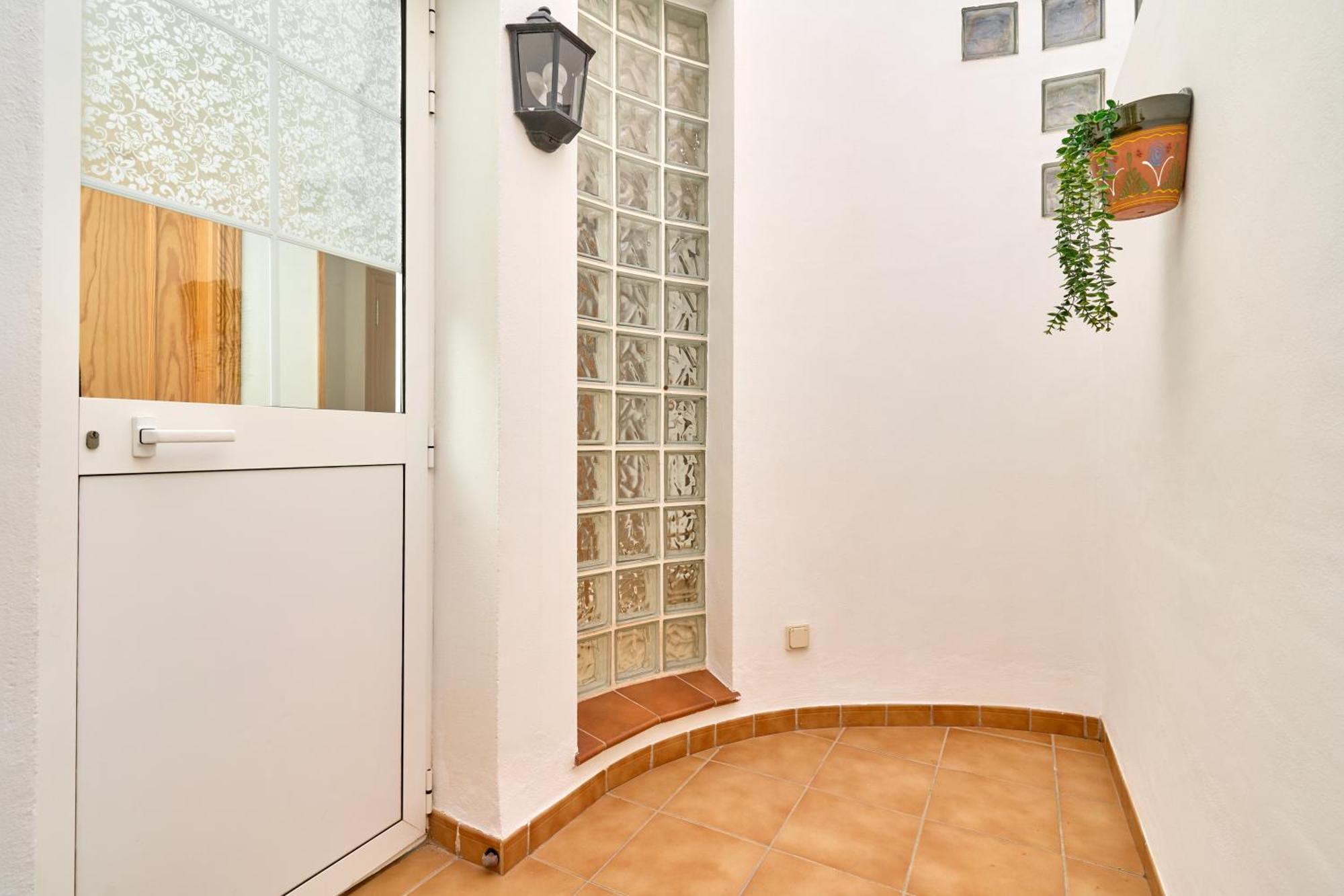 Apartamento B Y G Nerja