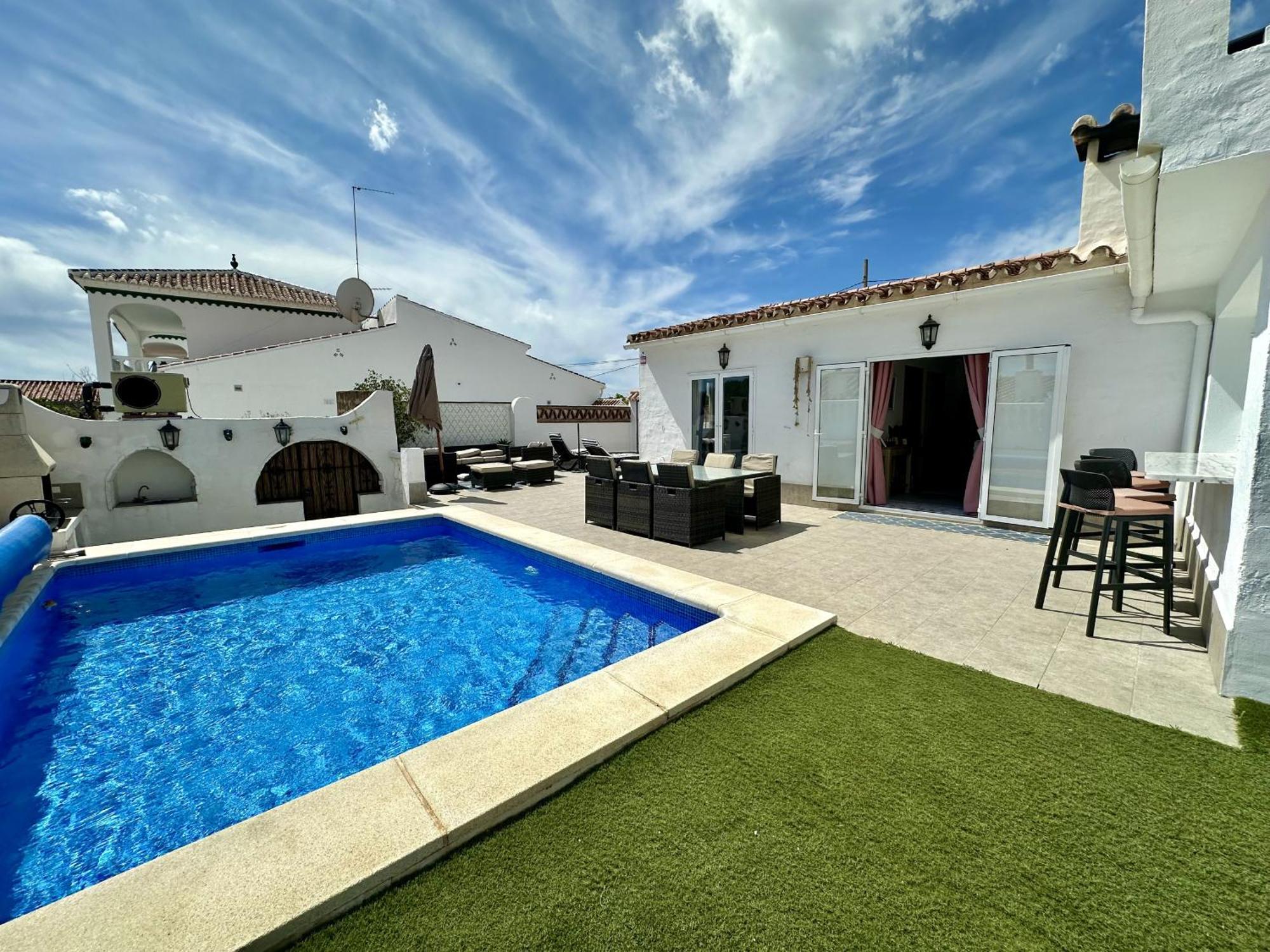 R1385 Emma * Nerja