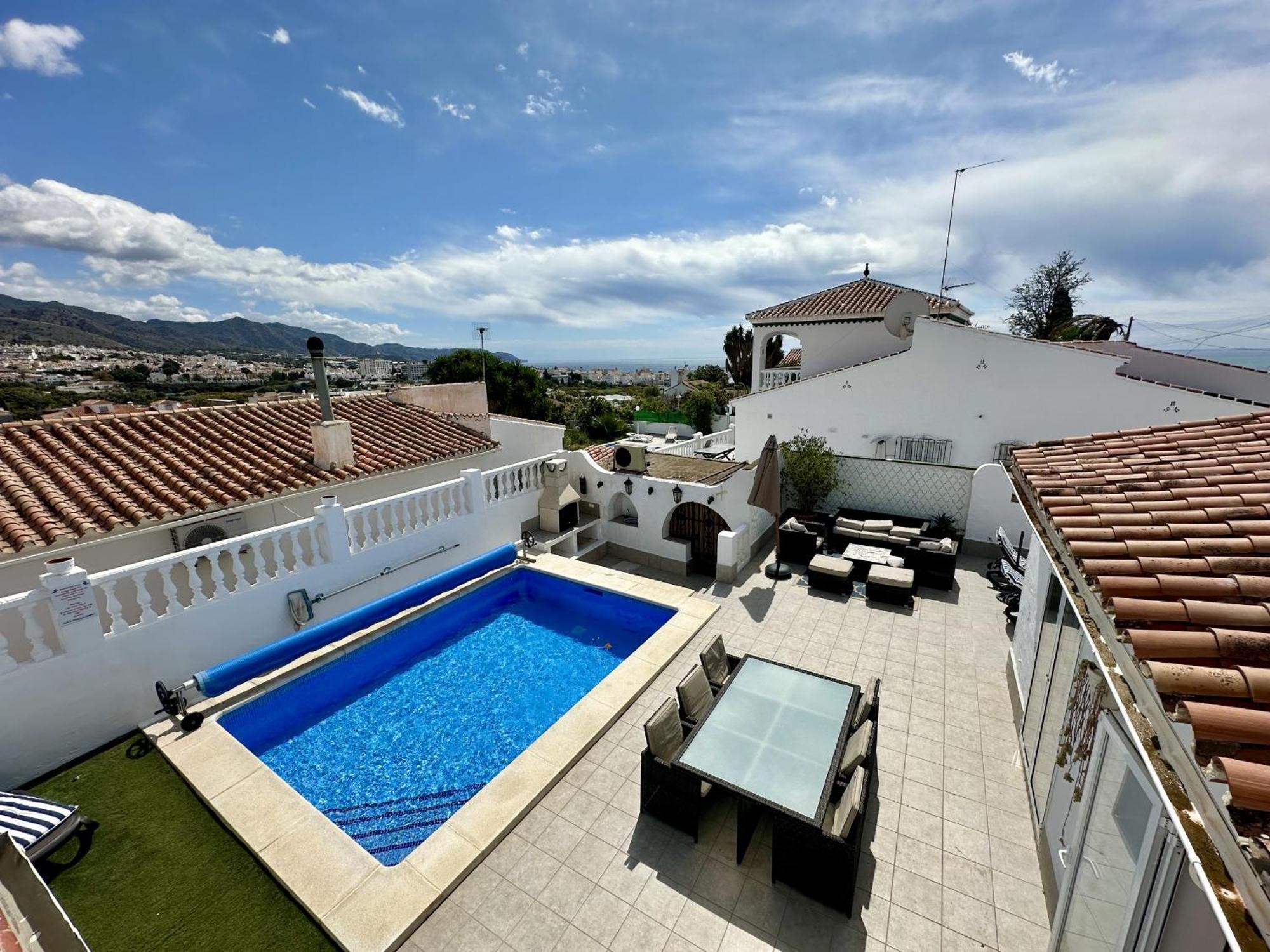 R1385 Emma Nerja
