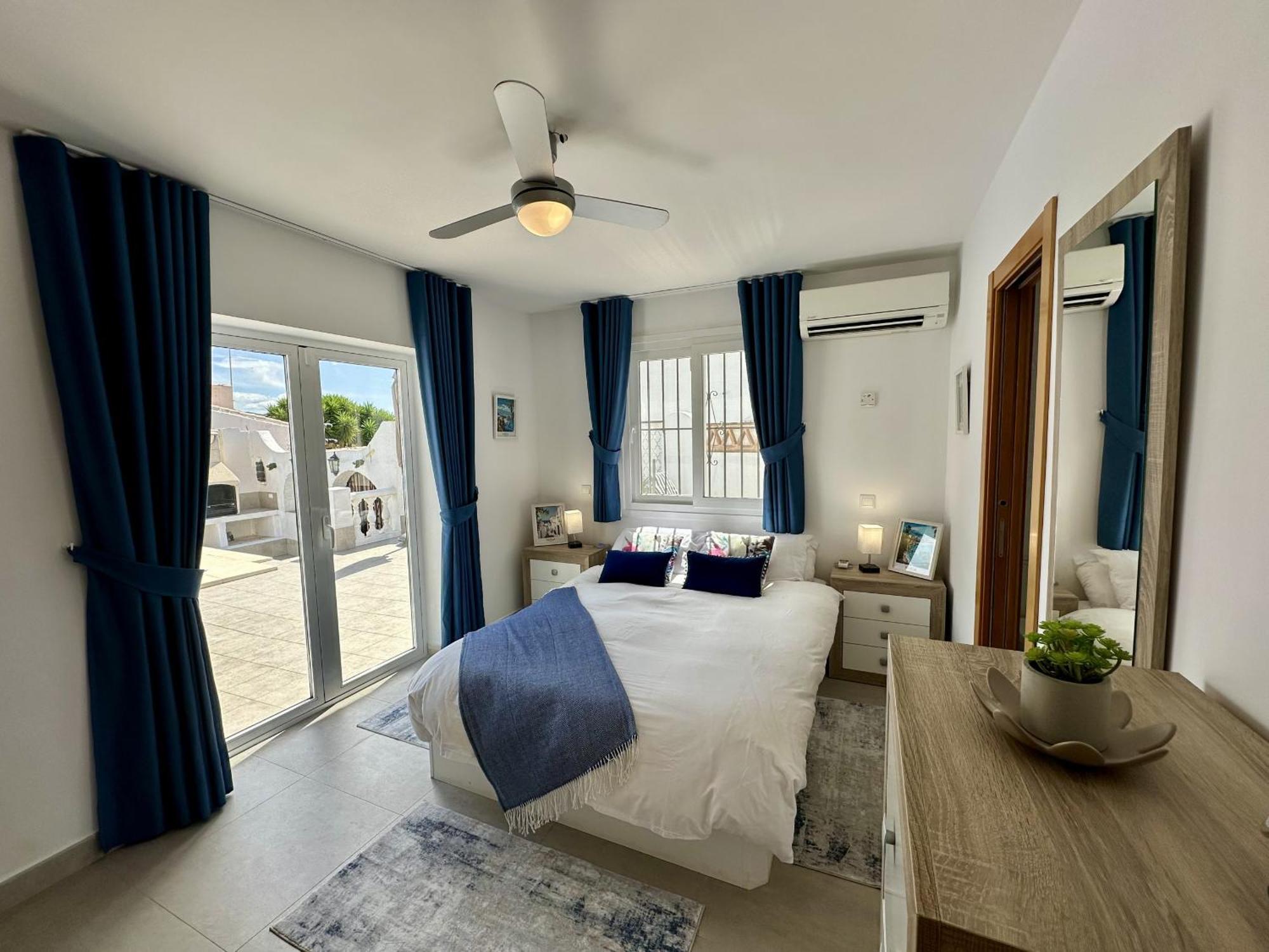 R1385 Emma Chalet