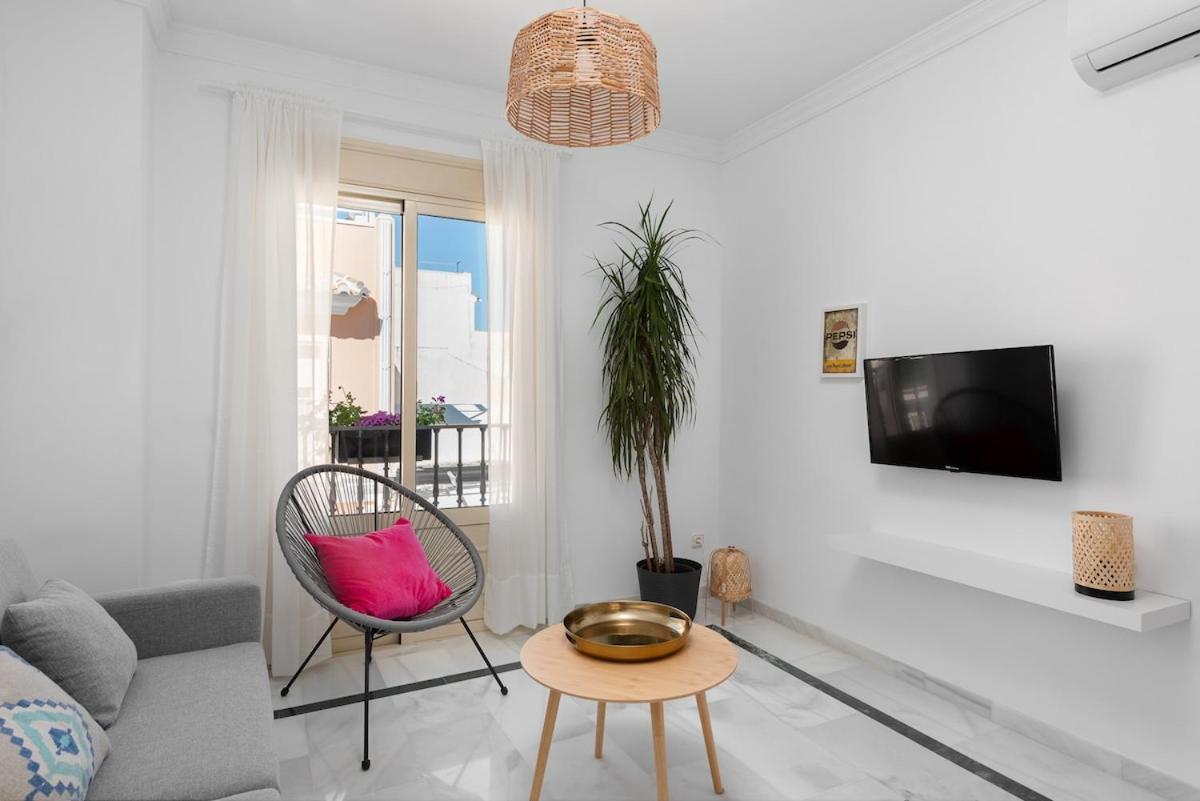 Apartamento Centro De Playa Y Balcon De Europa 4 Minutos Nerja