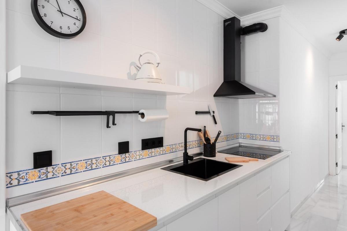 Apartamento Centro De Playa Y Balcon De Europa 4 Minutos *