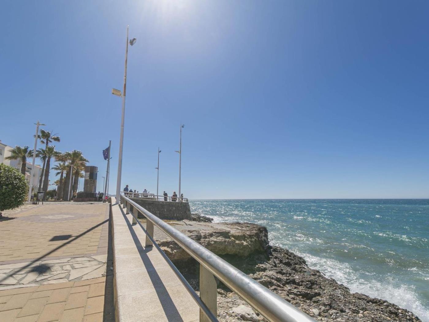 Sun Fuentes * Nerja