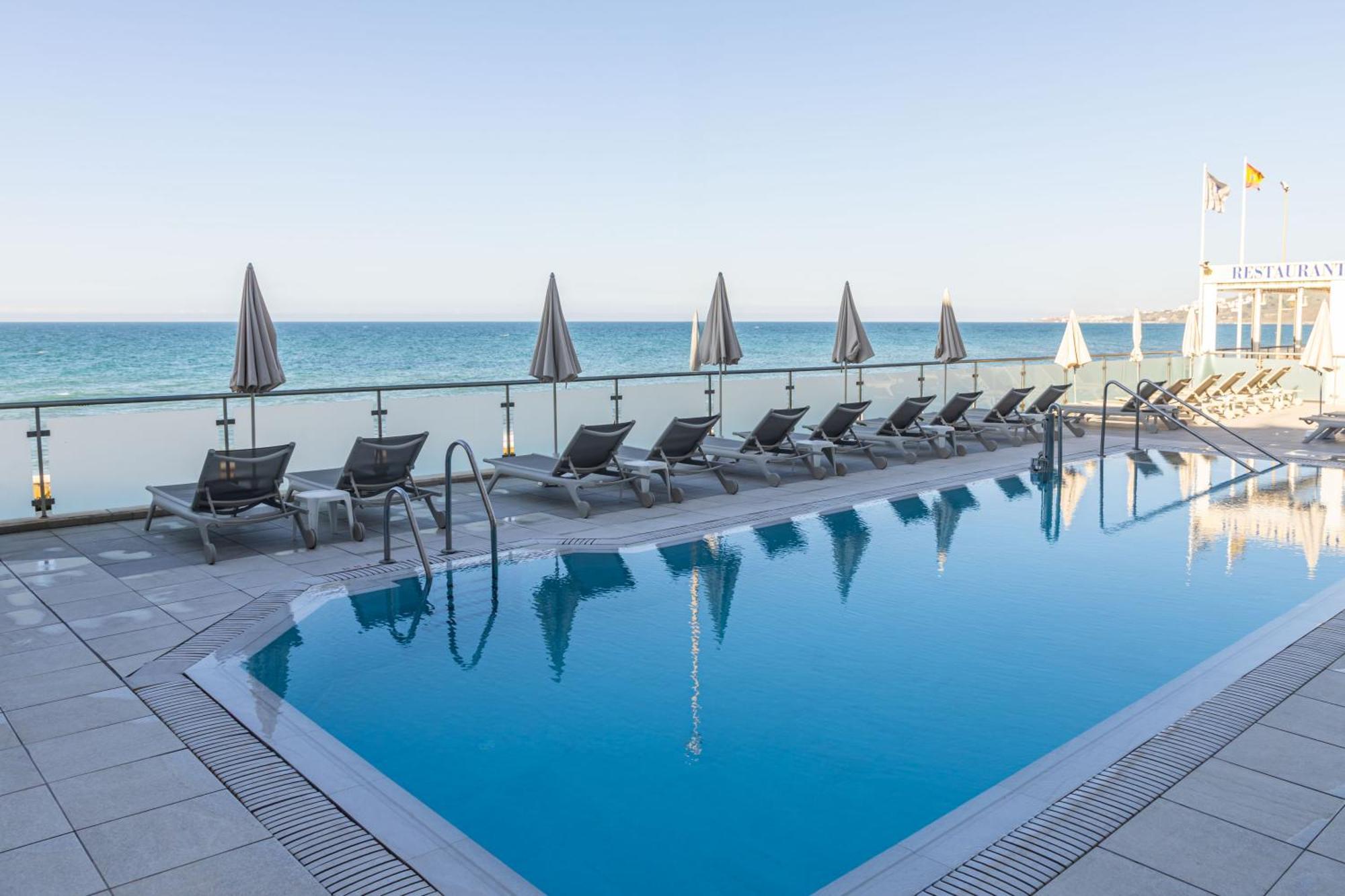 Perla Marina 4*