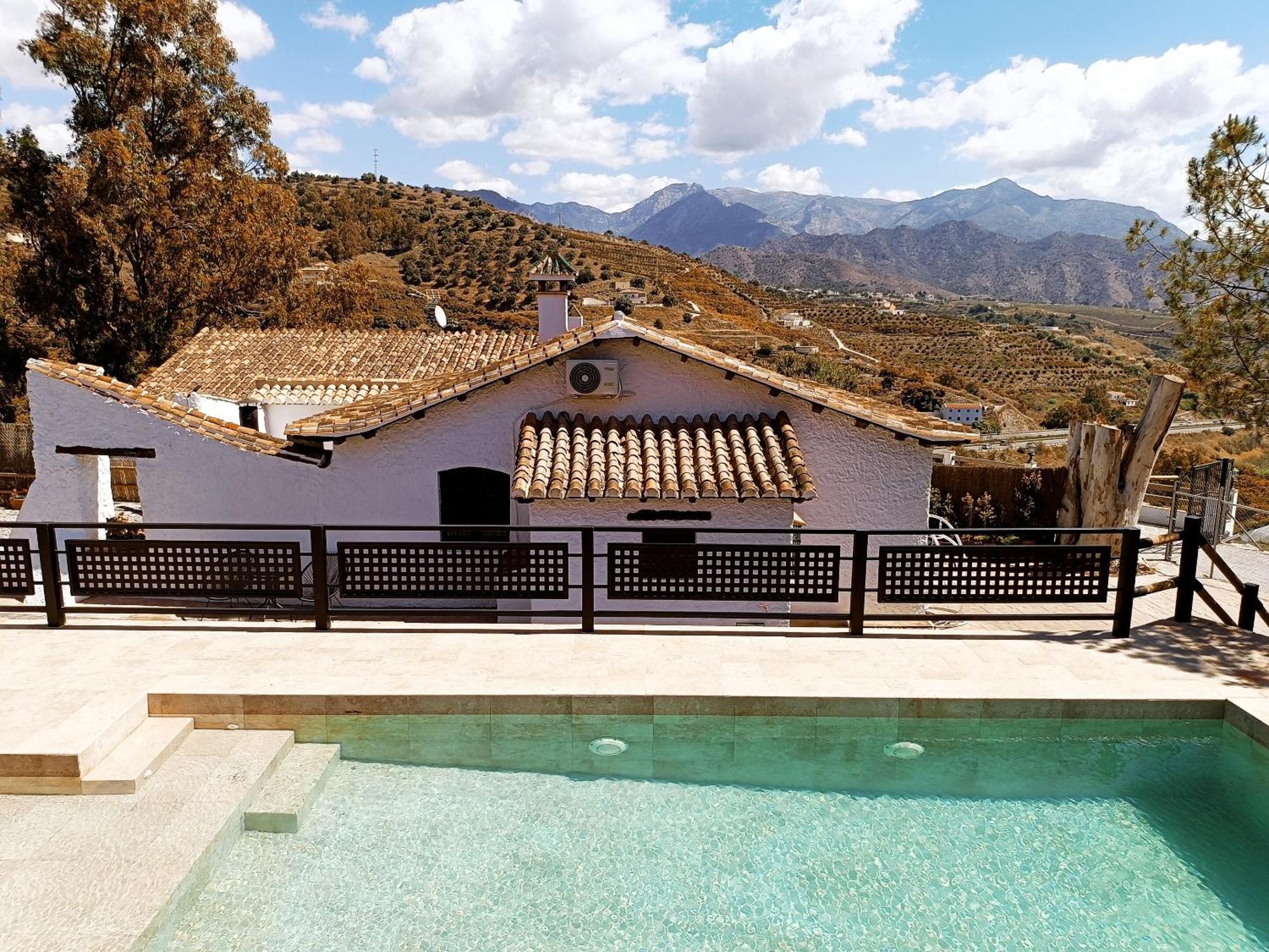 Casa de férias Cortijo Eucalipto 1 Con Piscina Privada Nerja