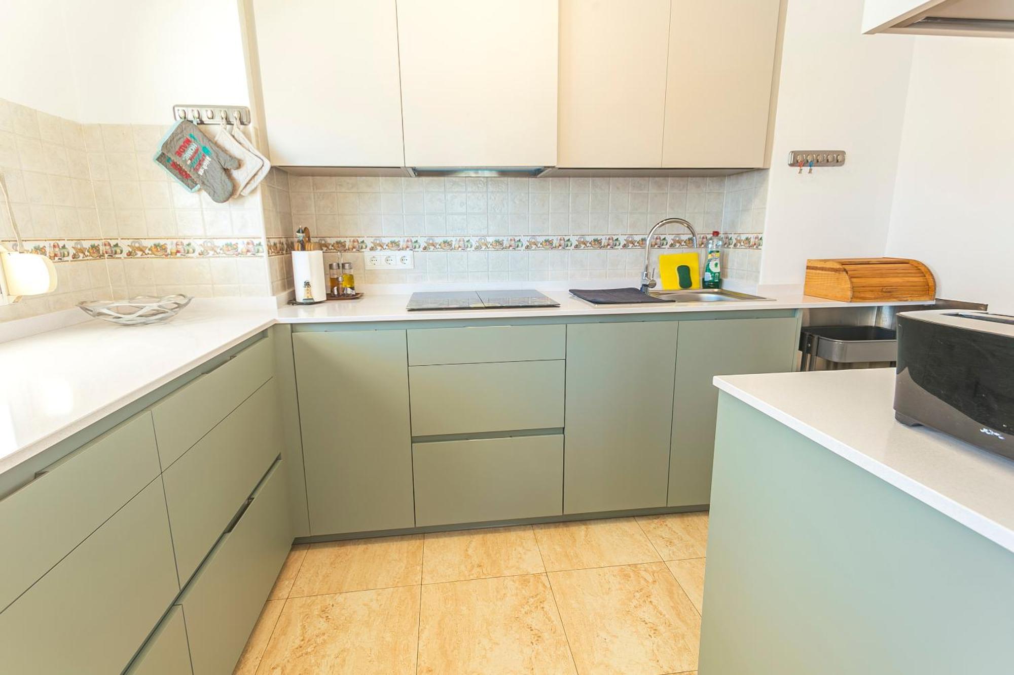 Apartamento Carabeo 3 Dorm *