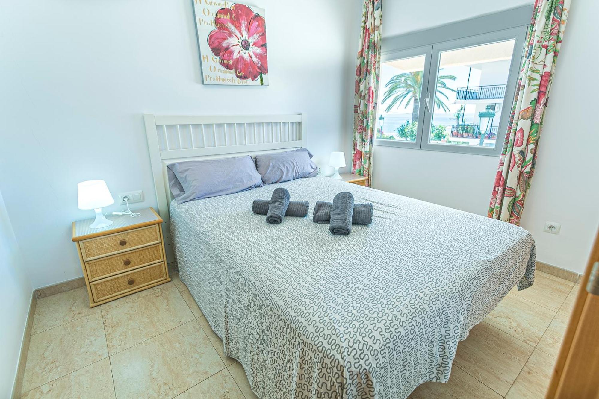 Carabeo 3 Dorm Apartamento Nerja