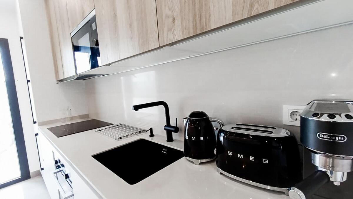 A2502 Sky Hill Modern 3-bedroom In Сasa de vacaciones Nerja