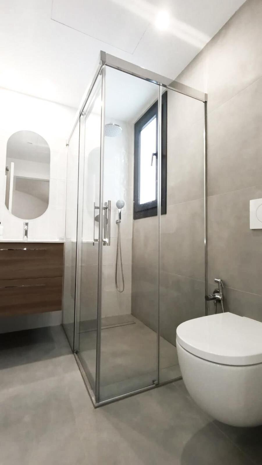 A2502 Sky Hill Modern 3-bedroom In Сasa de vacaciones Nerja