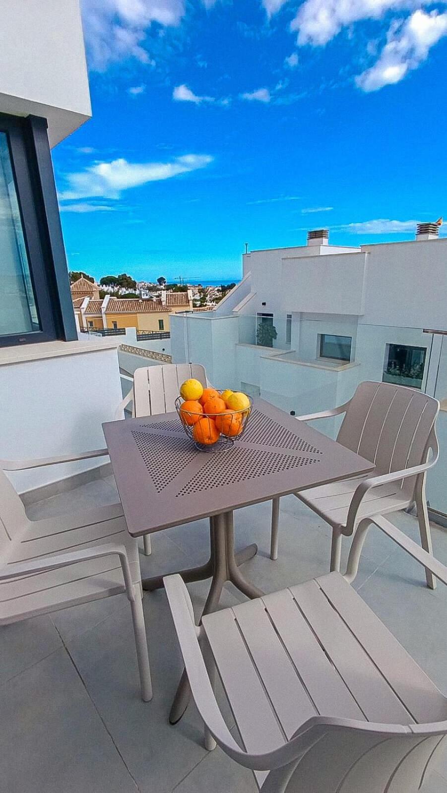A2502 Sky Hill Modern 3-bedroom In *