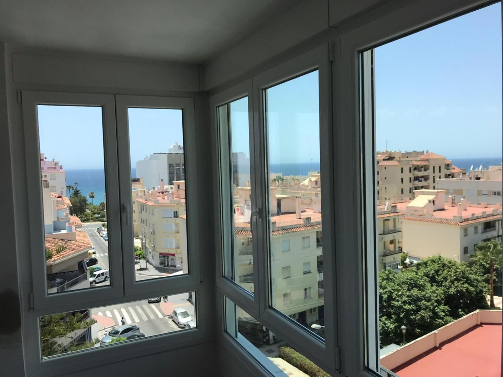 Mini Penthouse Close To With Seaviews *