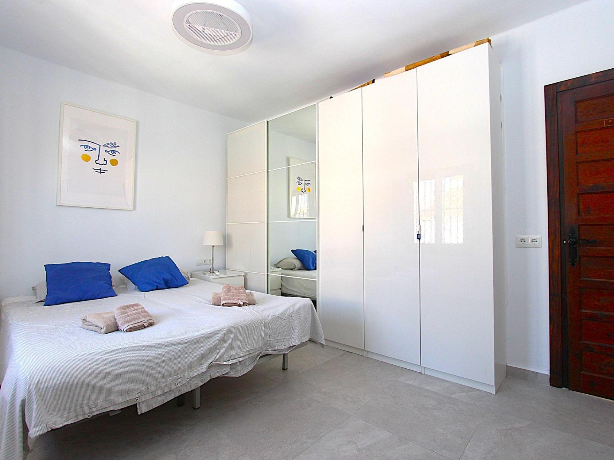 Stunning Views And Well Presented 2 Bed In Punta Lara Pc11 *