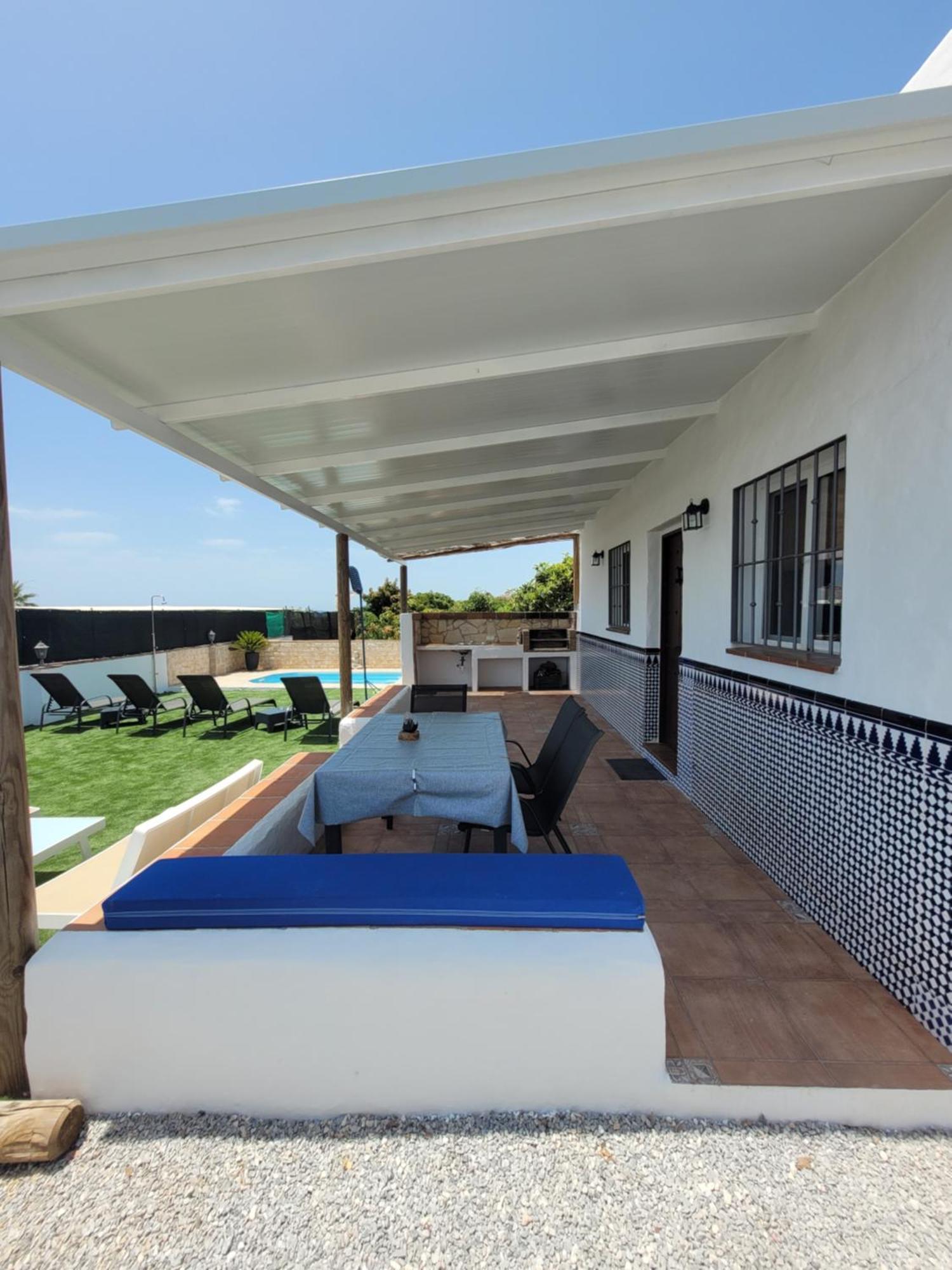 Casa de férias Con Piscina Y Barbacoa En 4 Personas