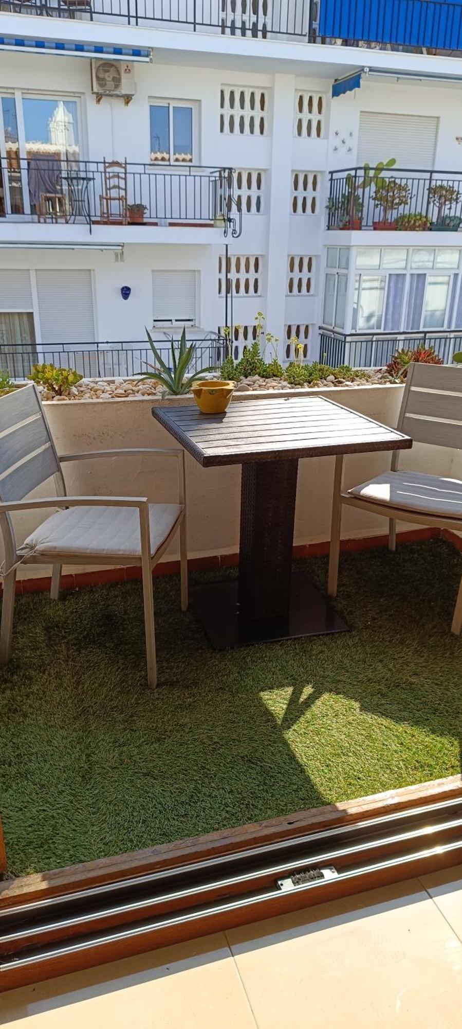 Carabeo Perla Pool Centro