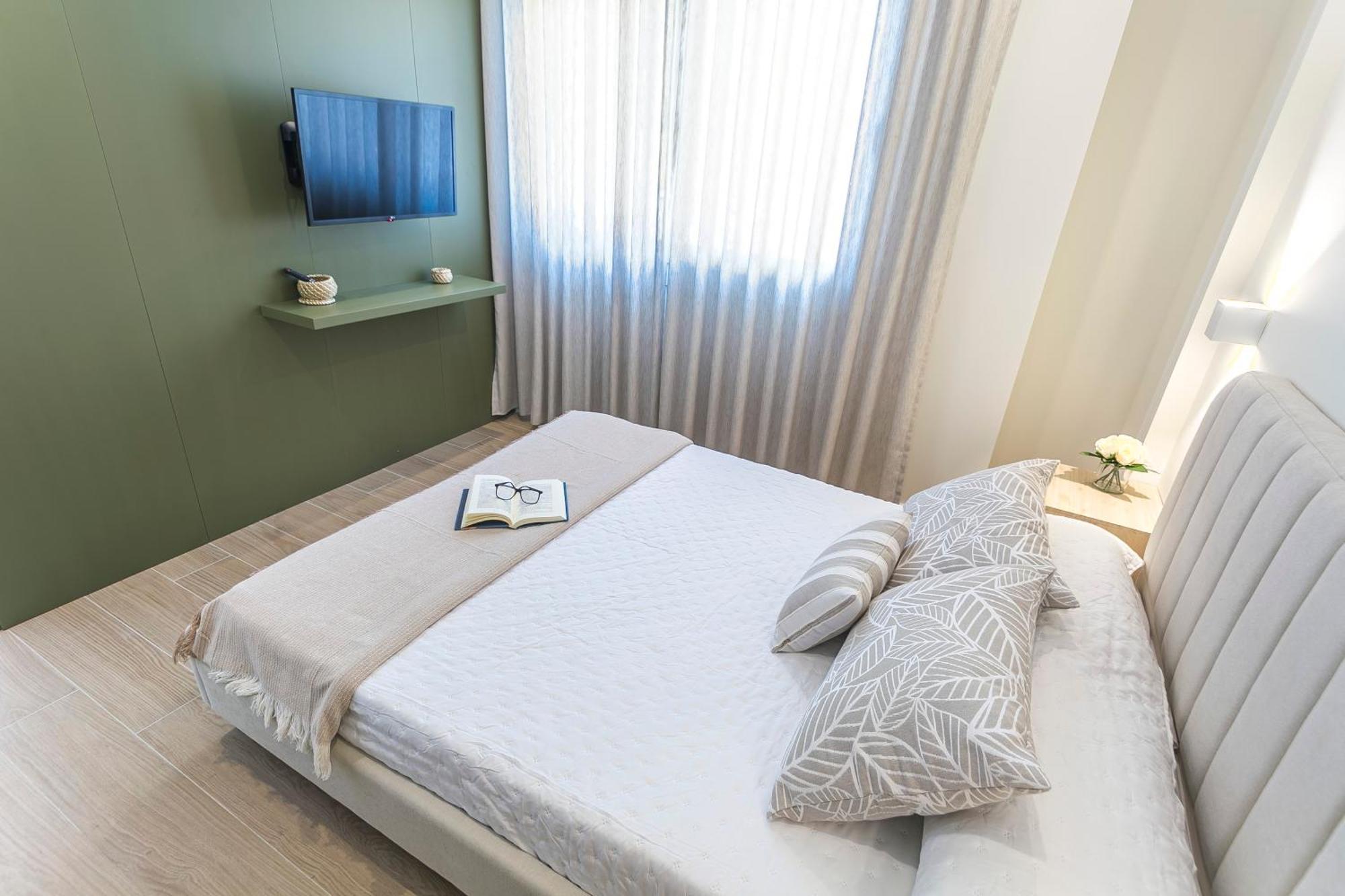 Canovas - Posidonia Apartamento