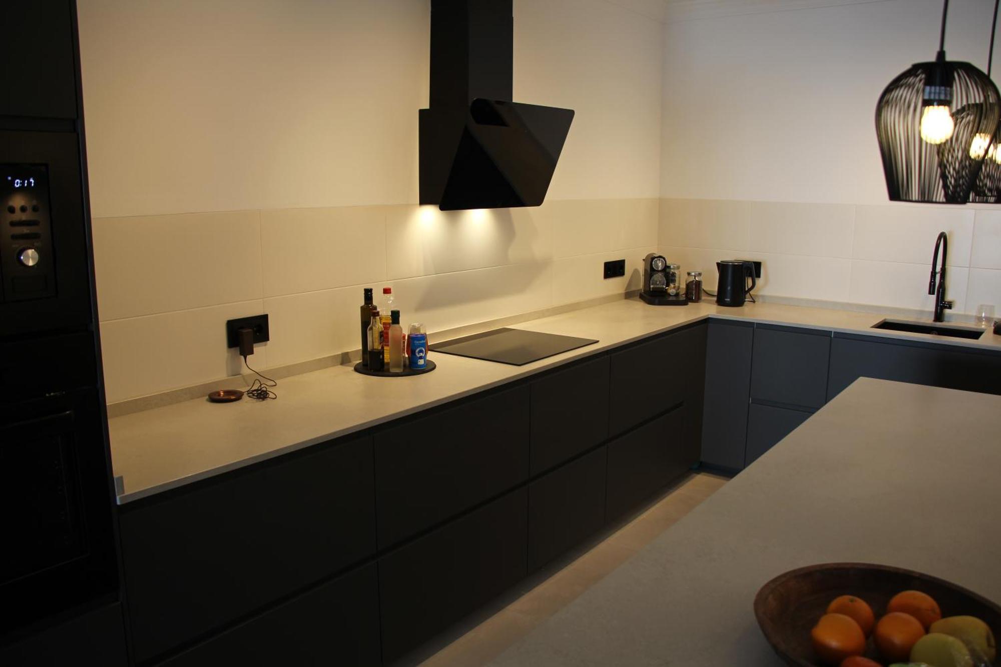 Completely Renovated Large Apt, Amazing Sea Views * Nerja
