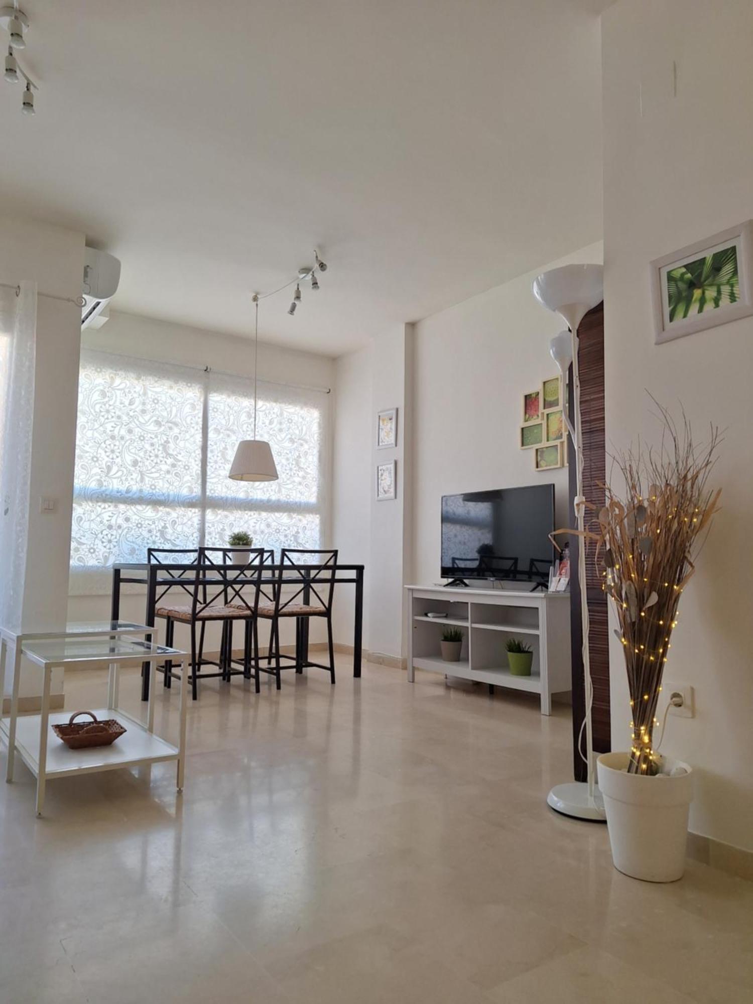 Atico Fresco Y Luminoso Con Aparcamiento Privado * Nerja
