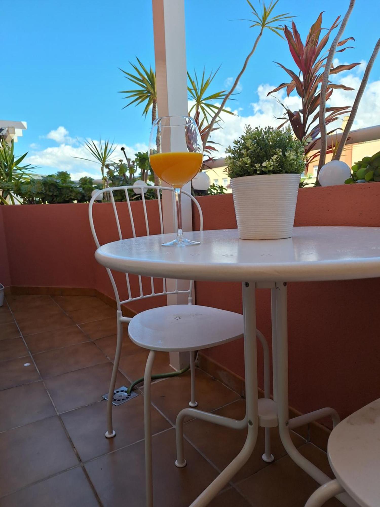 Apartamento Atico Fresco Y Luminoso Con Aparcamiento Privado