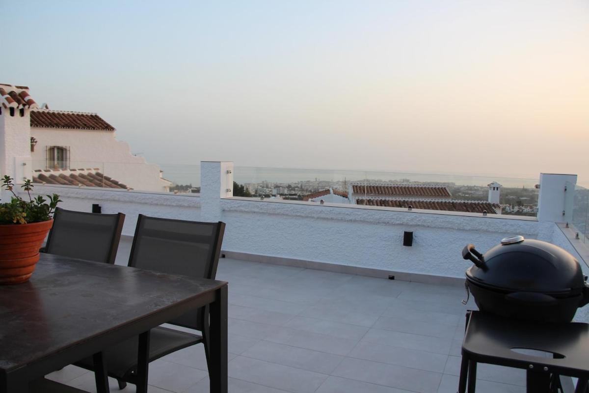 Apartment Completely Renovated Large Apt, Amazing Sea Views