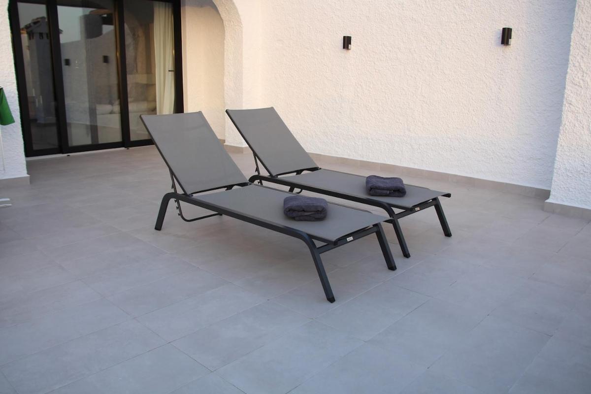 Completely Renovated Large Apt, Amazing Sea Views Nerja