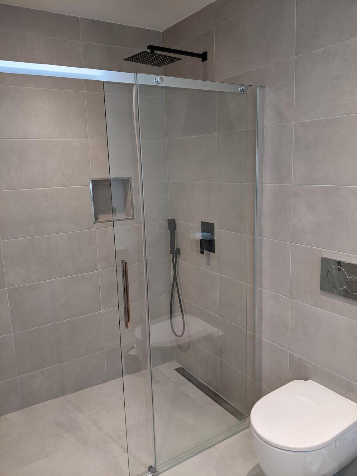 Completely Renovated Large Apt, Amazing Sea Views Apartment Nerja