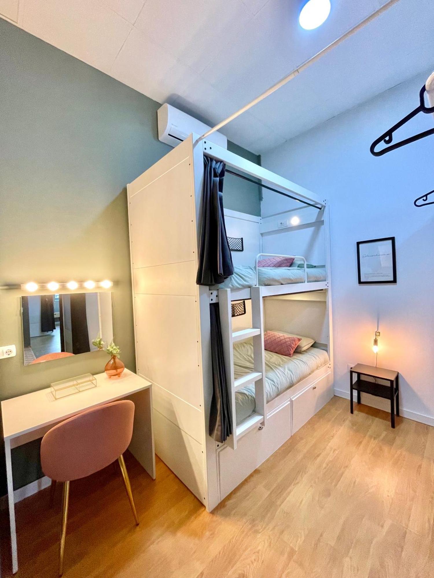 Hostel Time Life *