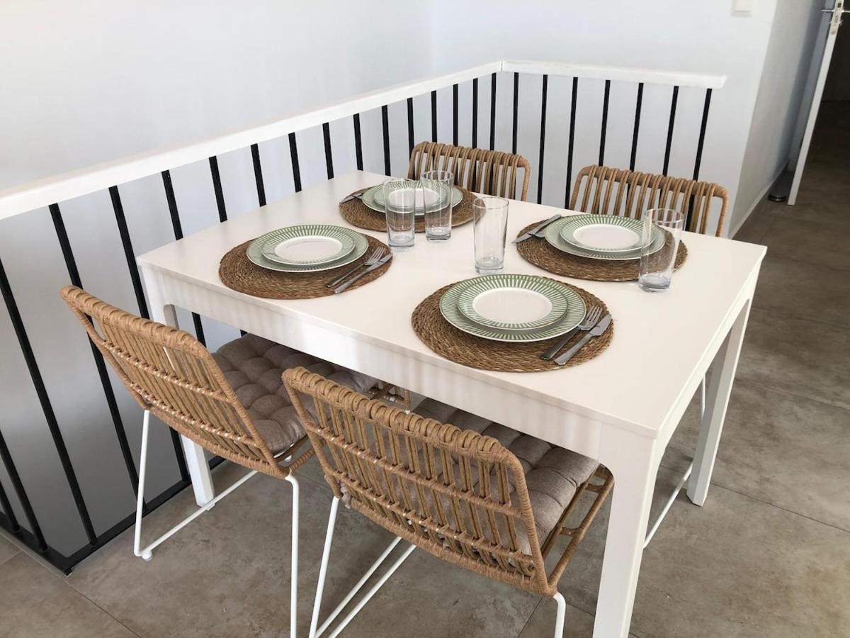 New! Cozy House With Sea View And Garden
