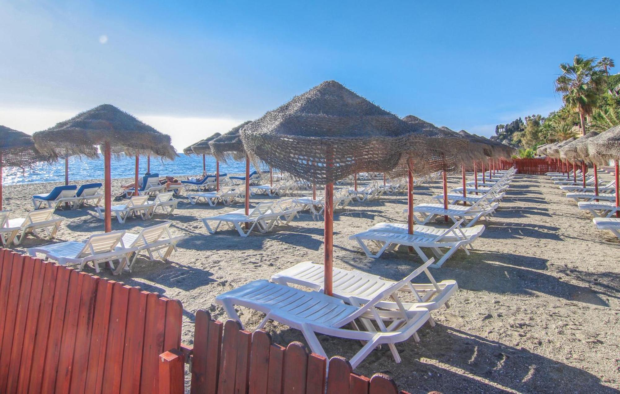 3 Bedroom Awesome In Сasa de vacaciones Nerja