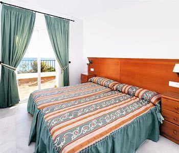 Hc Burriana Playa Apartment Nerja