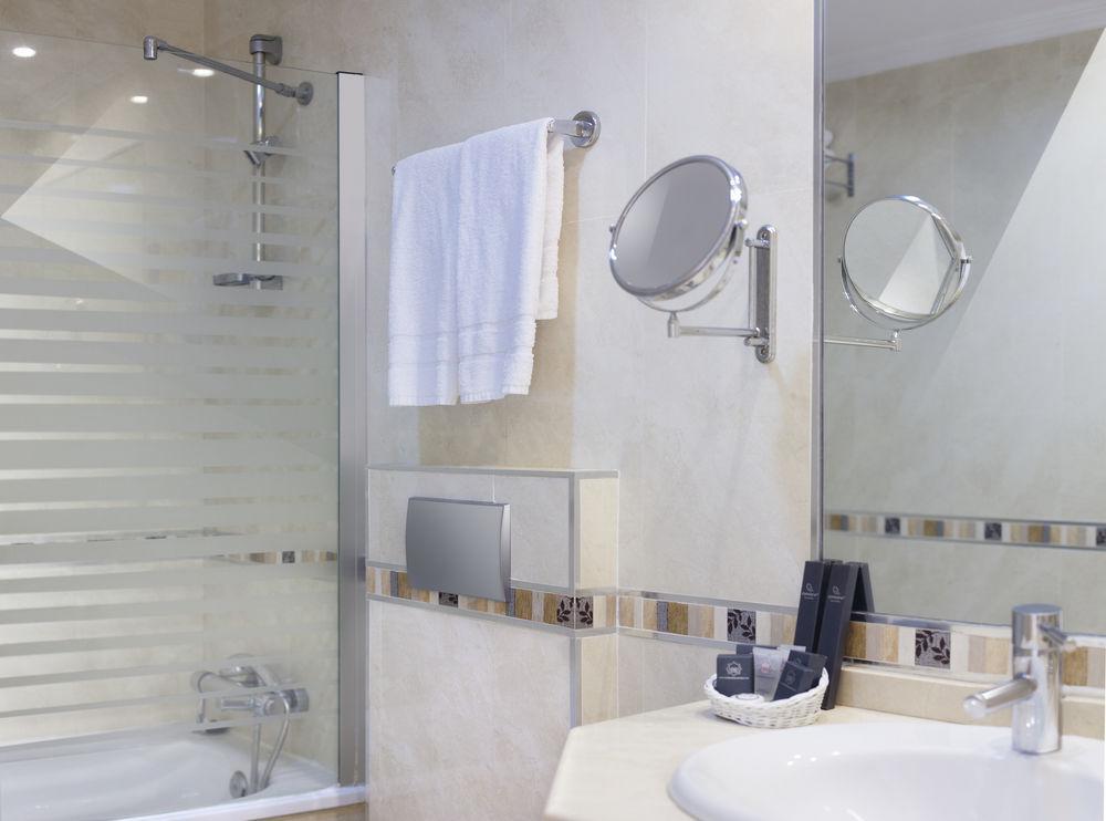 Hotel Plaza Cavana 5 *