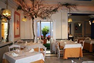 Hotel Plaza Cavana 5 *