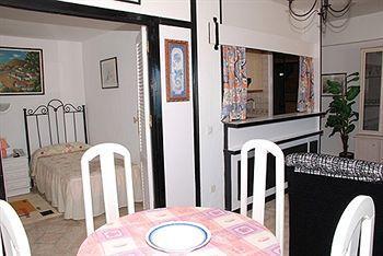 Mediterraneo Apts Apartamento *