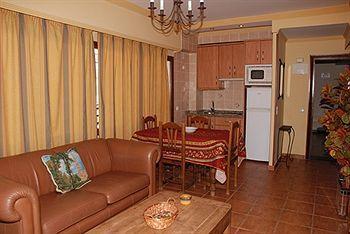 Mediterraneo Apts Apartamento *