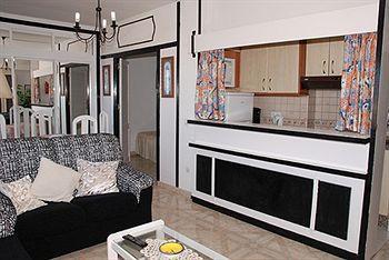 Mediterraneo Apts Apartamento