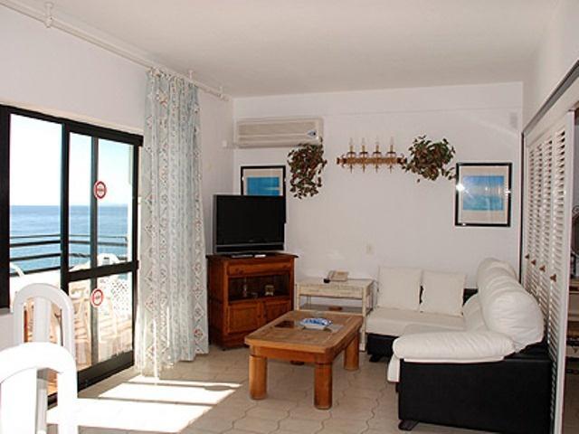 Mediterraneo Apts Apartamento