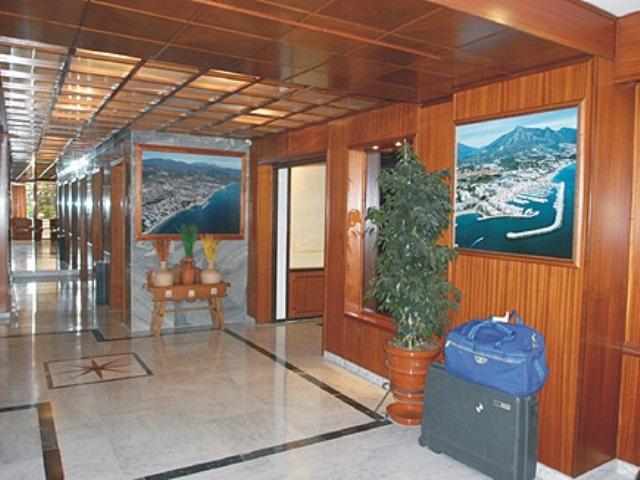 Mediterraneo Apts Apartamento *