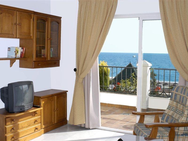 Hc Burriana Playa Apartment Nerja