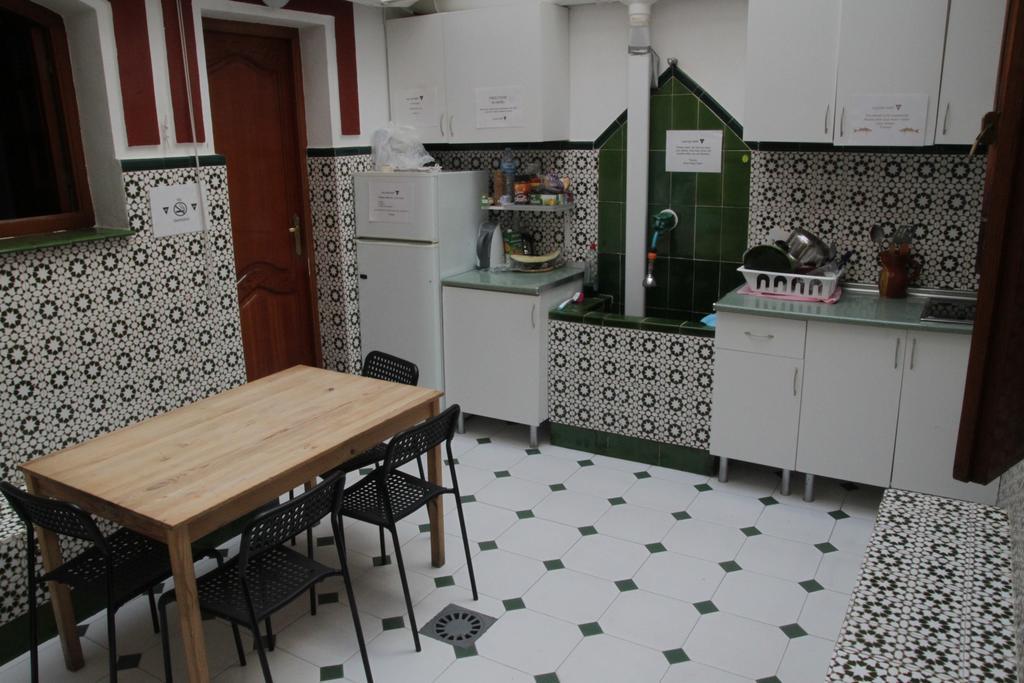 Easy Hostal *
