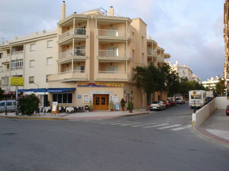 Andalucia Edificio Cantares