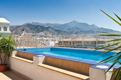Mena Plaza 2*