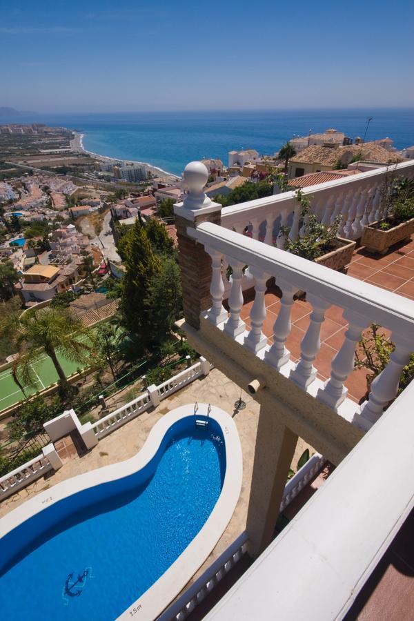Terrazas Punta Lara * Nerja