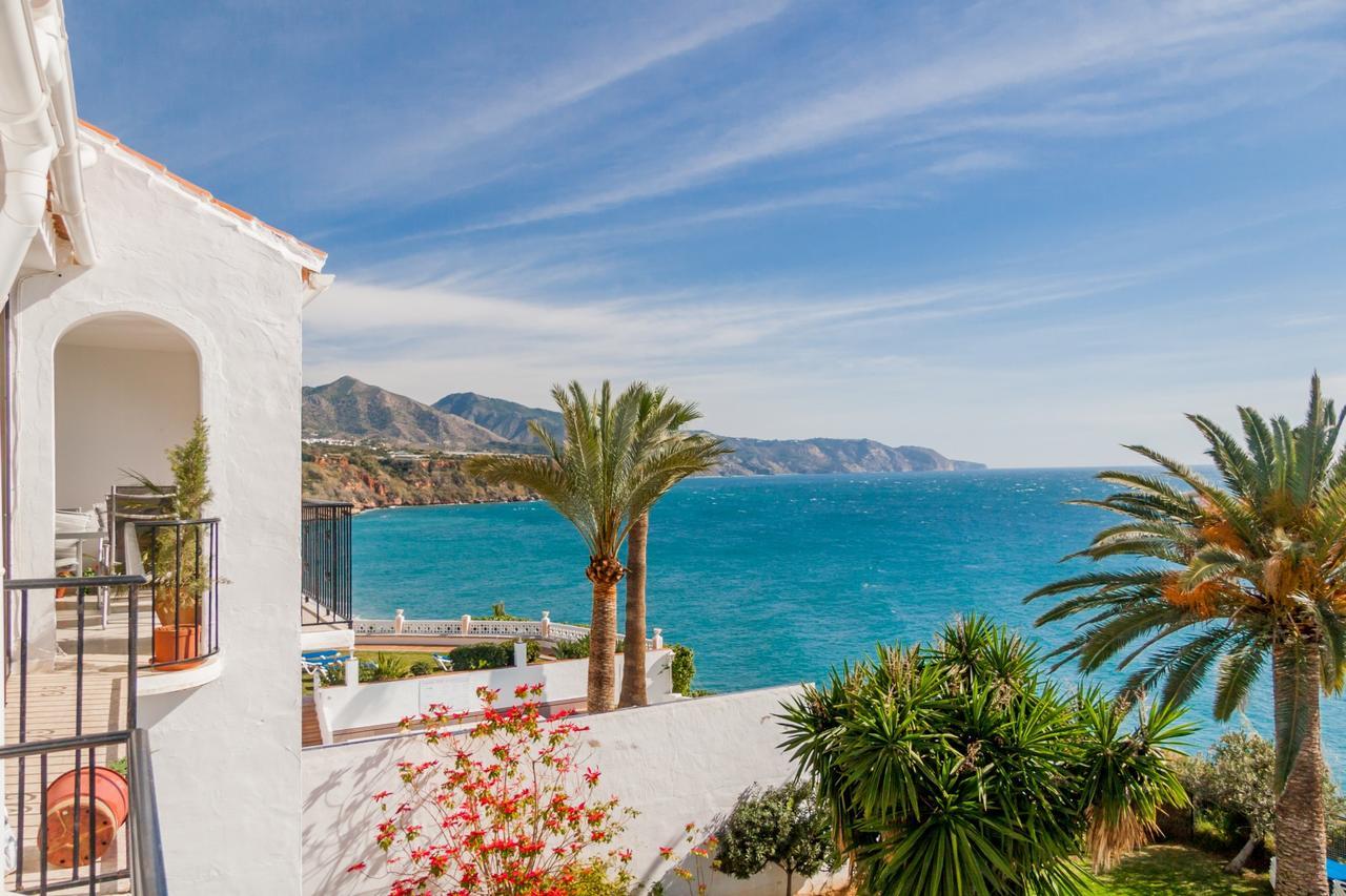 Tuhillo * Nerja
