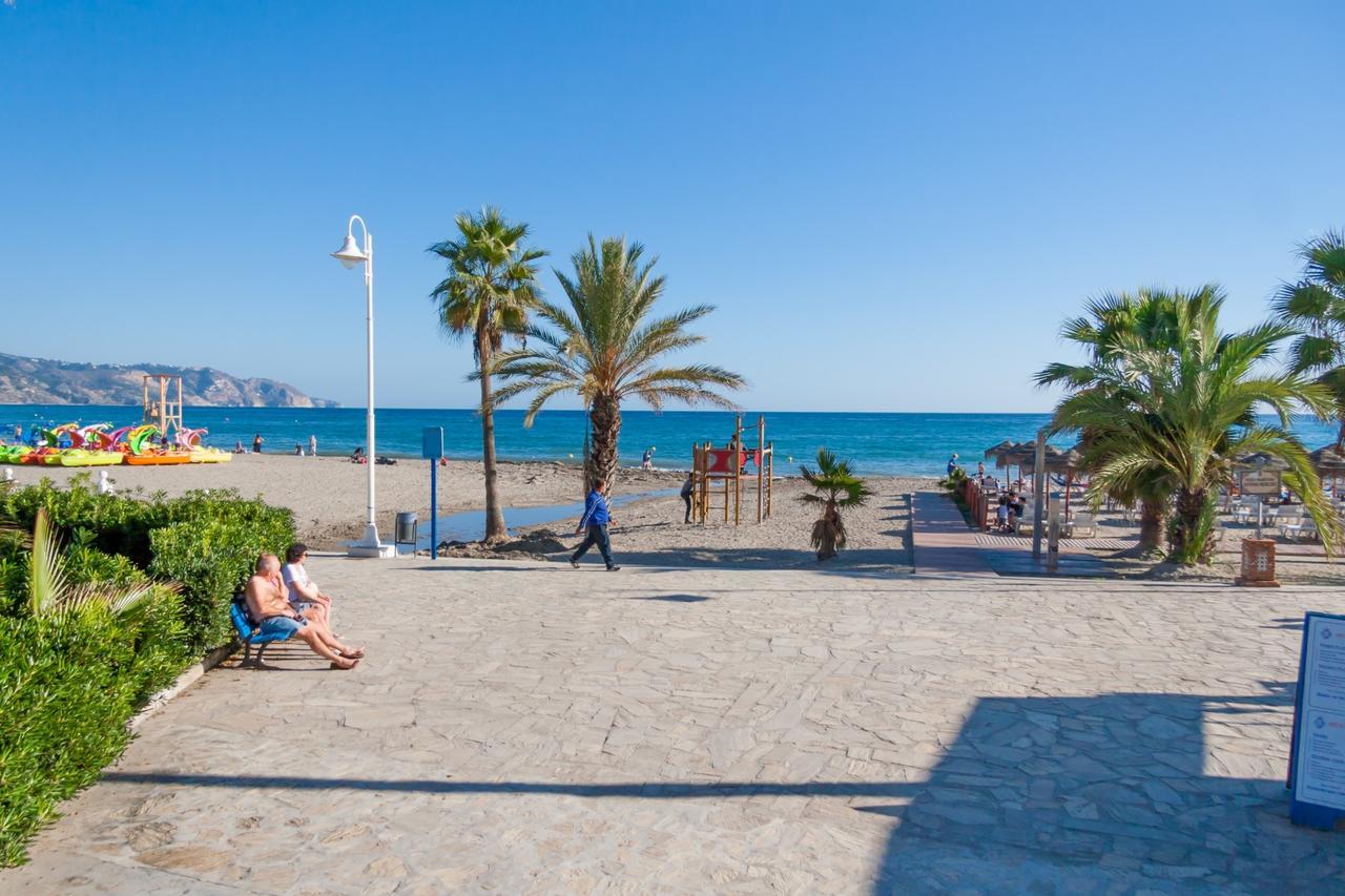 Burriana Playa Carmona Canovas Nerja