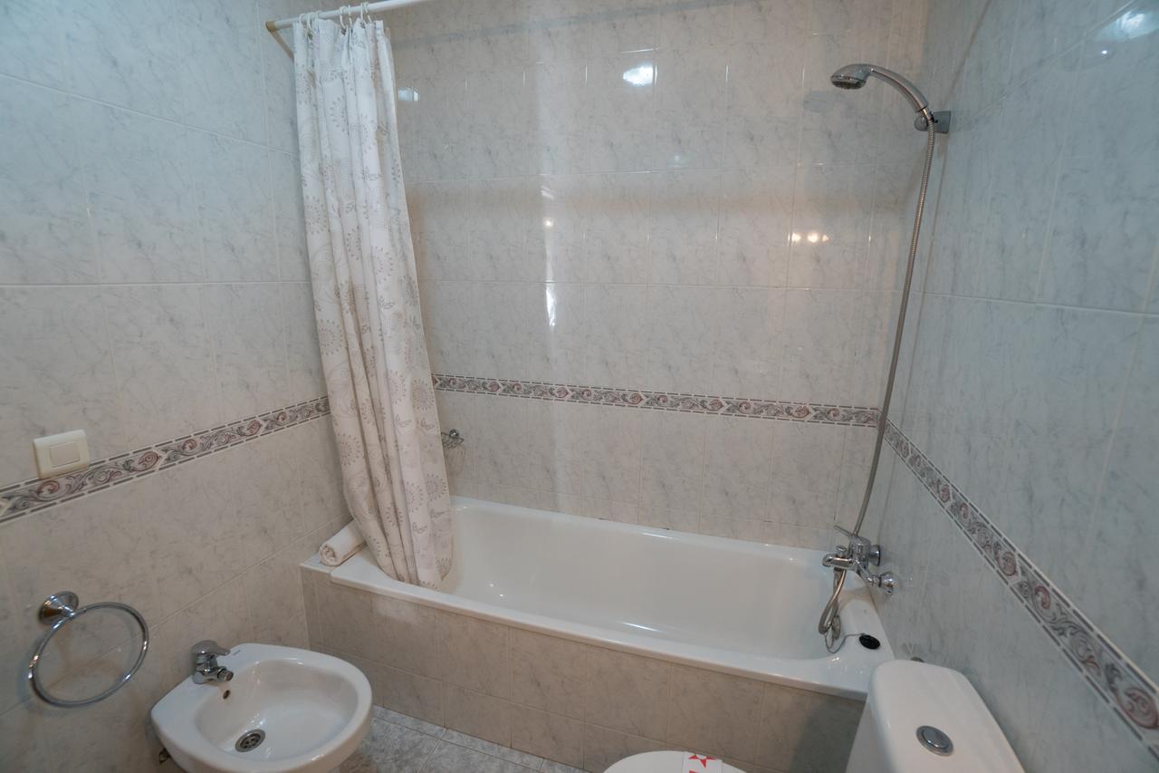 Pulguilla E Menyber Apartamento