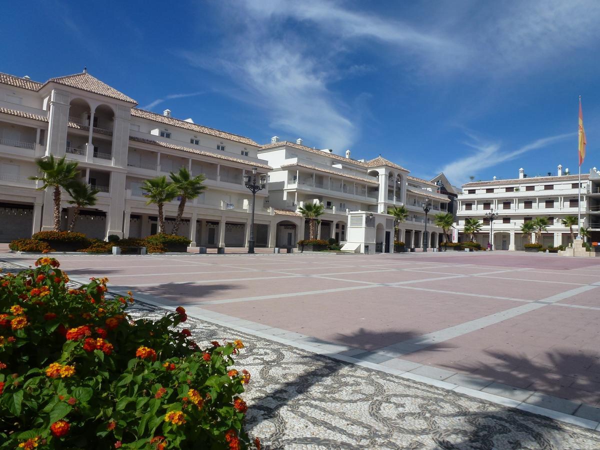 Avenida 2 * Nerja