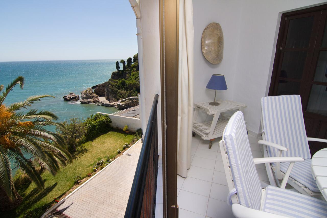 Tuhillo 3b Menyber Nerja