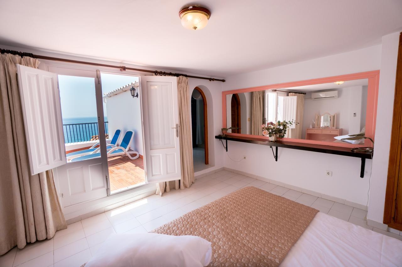 Tuhillo 3b Menyber Nerja