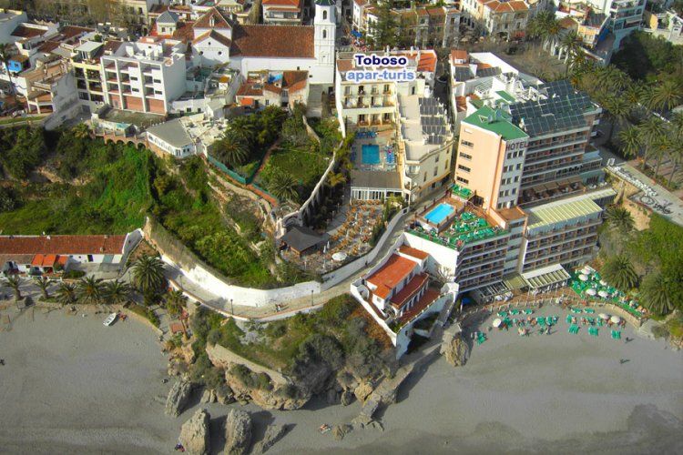 Hotel Toboso Apar - Turis Nerja