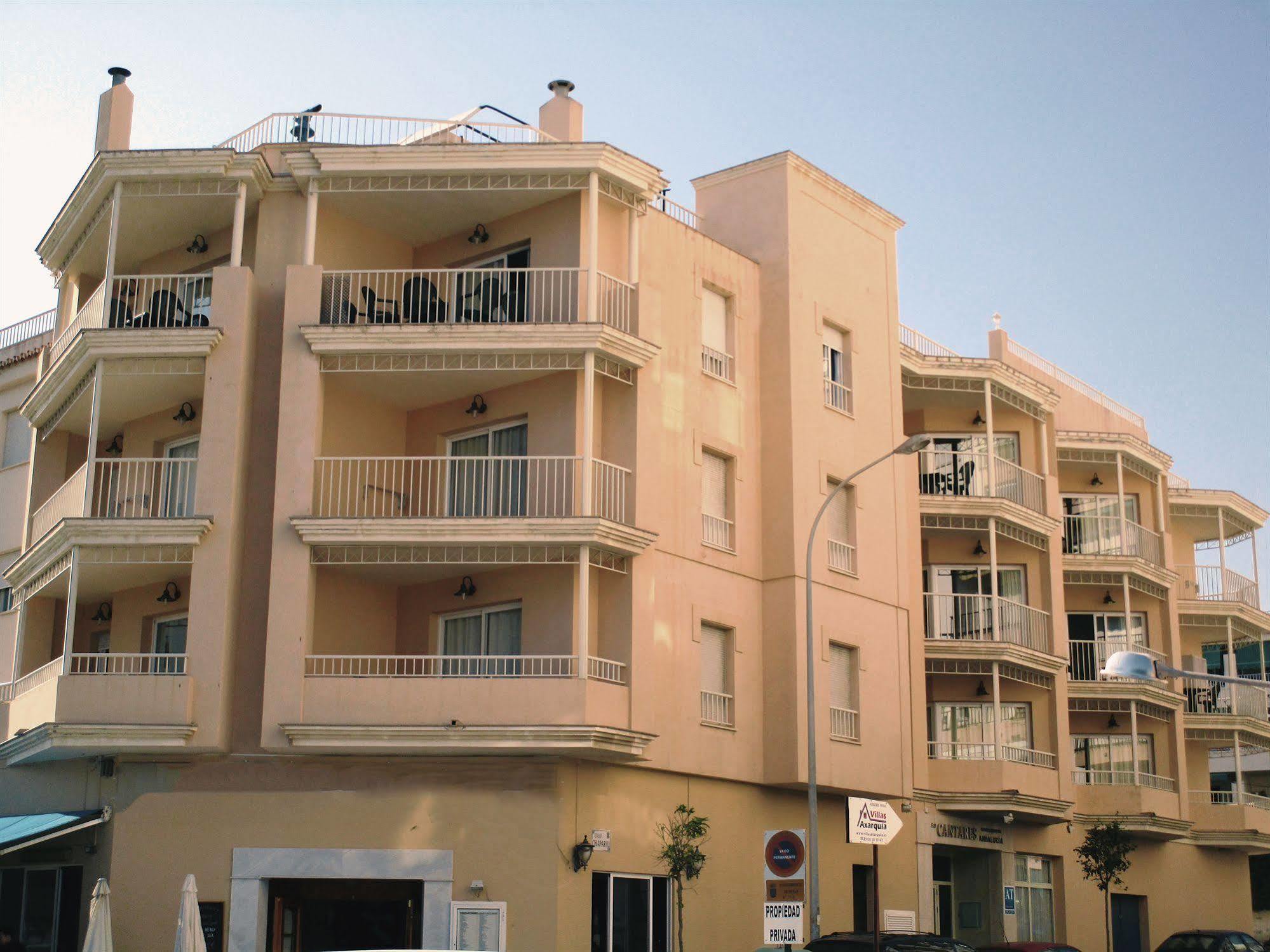 Andalucia Edificio Cantares * Nerja
